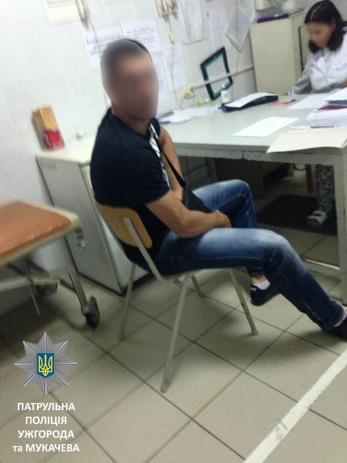 П'яного ужгородського водія доставили до наркодиспансеру в кайданках
