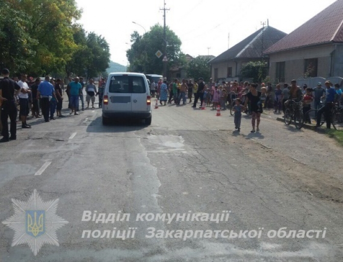 У ДТП в Мукачеві постражали дівчата віком 5 і 7 років