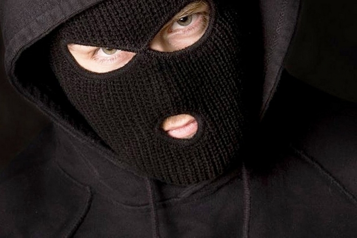 Тячівці самі затримали злодіїв, які хотіли обікрасти сусідський будинок