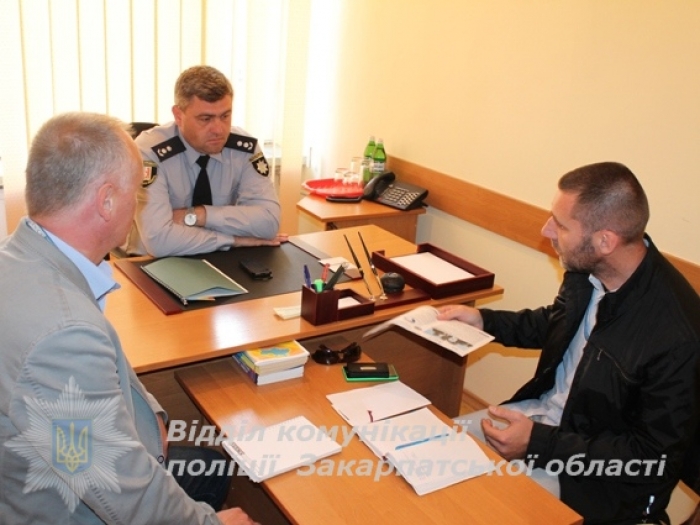Очільник поліції Закарпаття доповів ОБСЄ, що кордон в Ужгороді розблоковано