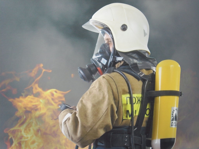 Двоє постраждалих під час пожежі в Ужгороді доправлені до опікового відділення лікарні