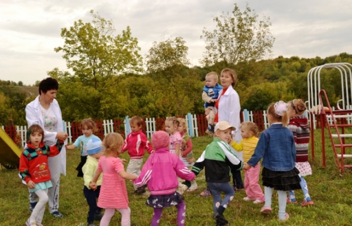 Чи зможуть ужгородські дітки потрапити в садочки через електронну реєстрацію, вирішать міські депутати