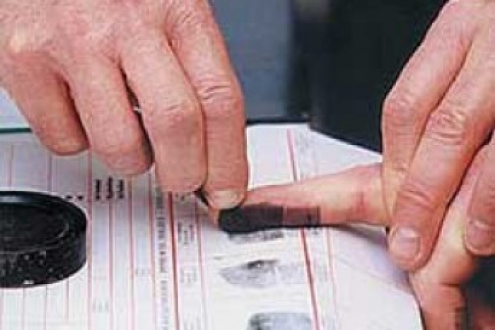 Закарпатців, які поїдуть в сусідню країну, хочуть дактилоскопіювати