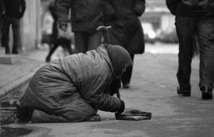 Ужгородські жебраки: біда, заробіток, спосіб життя?