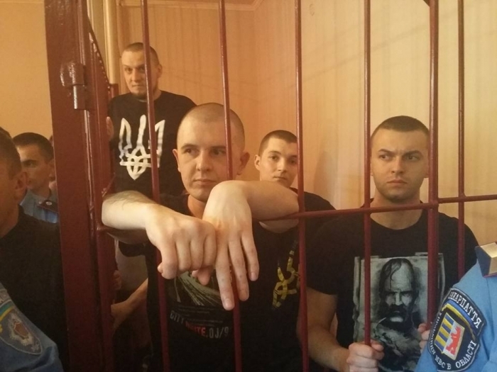 Закарпатський суд завтра може повернути звільнених "правосекторівців" за грати