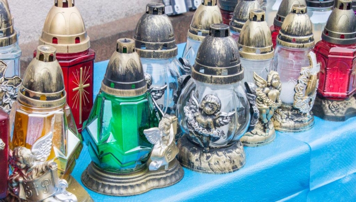 В Ужгороді визначили місця для торгівлі до Дня вшанування пам’яті померлих