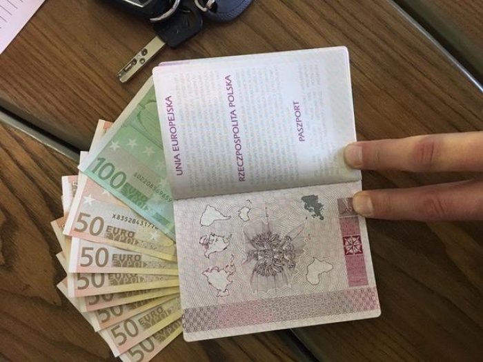 Закарпатець за підробку паспортів чужих країн може сісти на 5 років до в’язниці