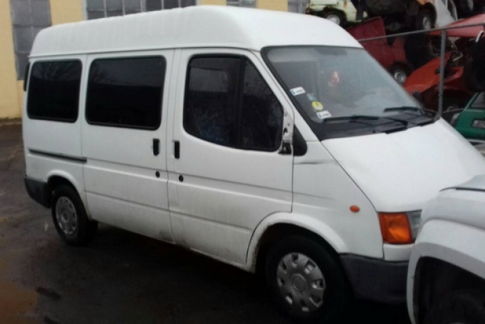 Збитий "іноземним" мікроавтобусом ужгородець перебуває в реанімації