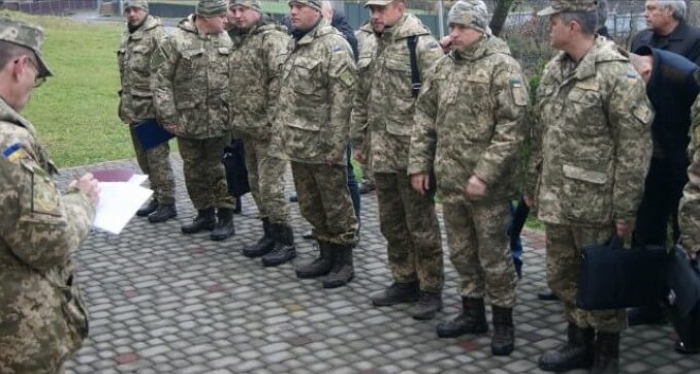 Чому навчалися військові комісари на Притисянщині?
