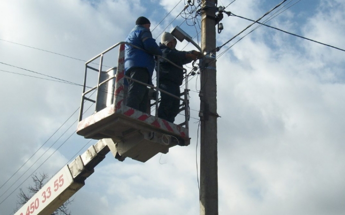 Що, хто і де ремонтує і прибирає сьогодні в Ужгороді