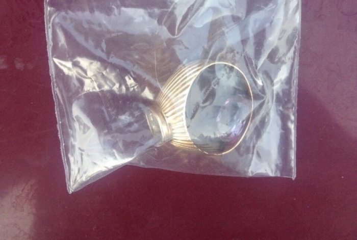 Мукачівщина: чоловік викрав у співмешканки дорогоцінні речі і здав їх до ломбарду