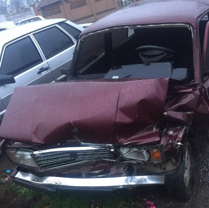 На Хустщині "Жигуль" в’їхав у "Мерседеса"– троє потерпілих