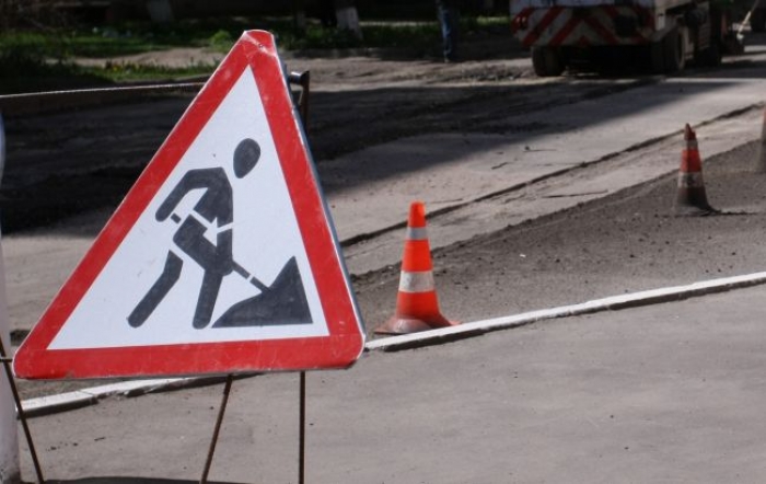 До уваги водіїв! Обмежений автомобільний рух на вулиці Шумній в Ужгороді