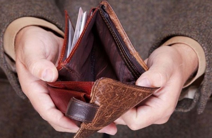 Грабіжник відлупцював виноградівця та витяг з кишені 4000 гривень і банківську картку