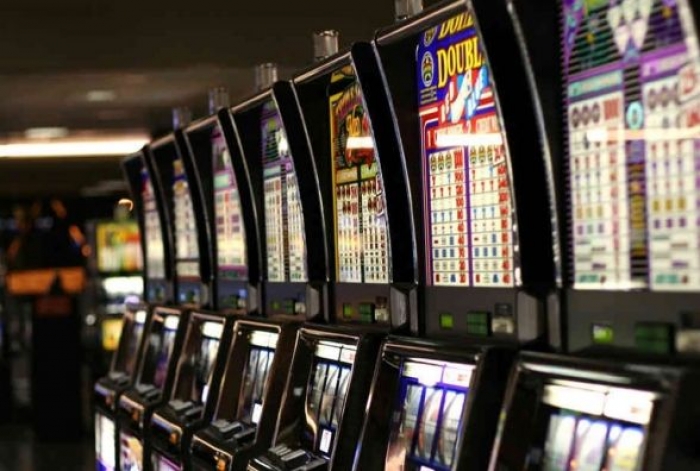 Рахівщина: представник місцевої влади отримав по голові у "лотерейному" закладі