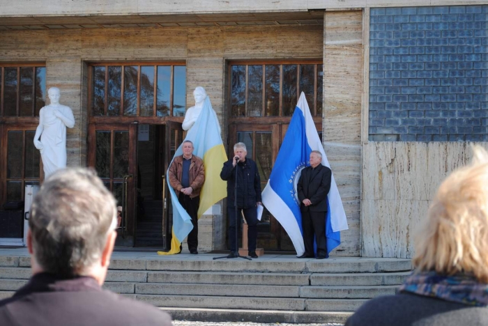 Голова Ради профспілок Закарпаття поспілкується з представниками ЗМІ