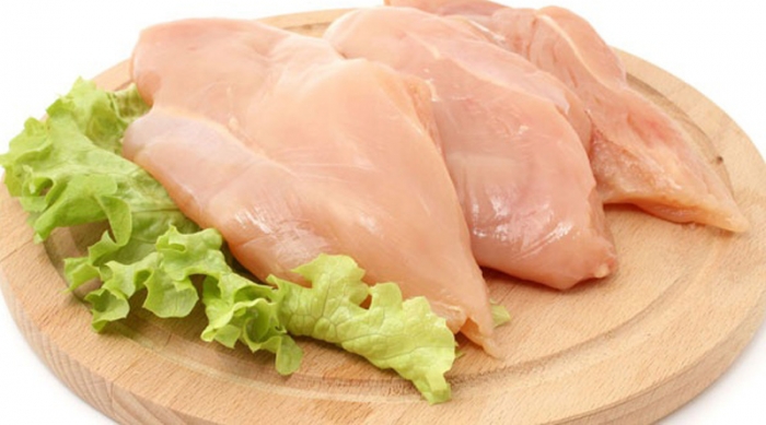 Закарпатці, купуйте куряче філе на Різдво і Новий рік сьогодні, завтра воно буде гривень на 30 дорожчим!