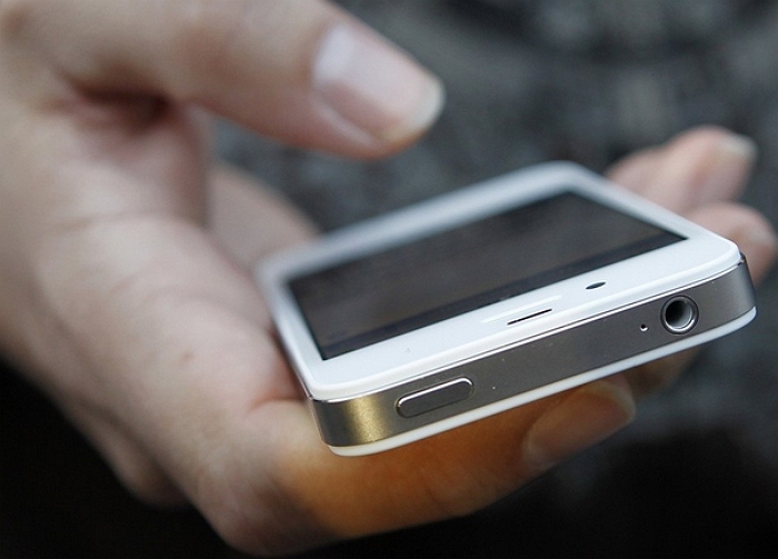 Як "менеджерка" ужгородського АБС залишилася без свого смартфону