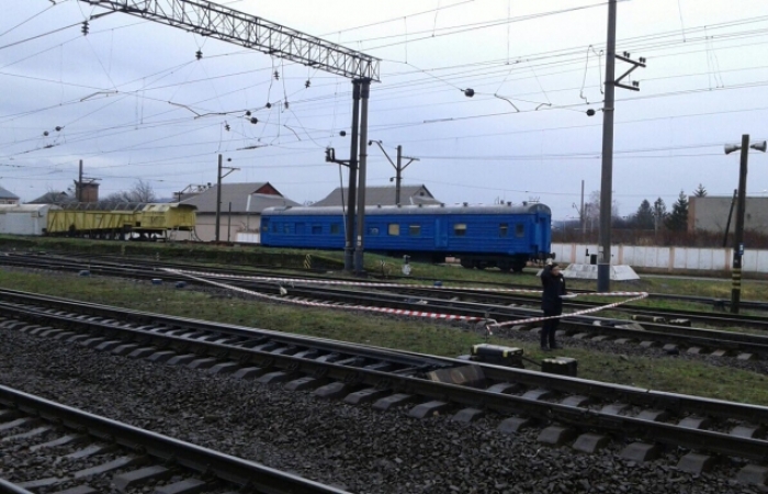 Поїзд смертельно наїхав на невідомого у місті над Латорицею