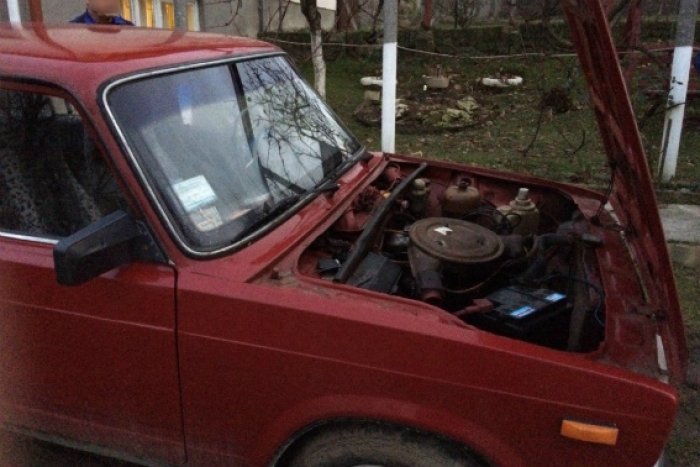 Закарпатські оперативники "достроково" затримали юного "водянського" автокрадія