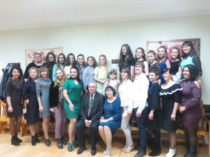П‘ятнадцять чарівненьких дівчаток з берегівської "Грації" не мислять свого життя без подіуму!