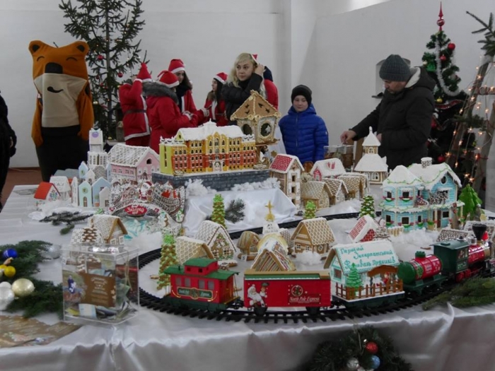 Завтра в Ужгороді продаватимуть будиночки, щоправда пряникові і благодійні