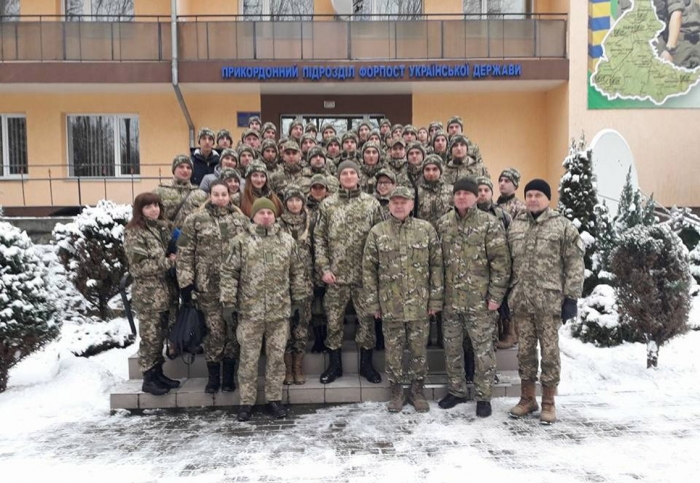 Як курсанти кафедри військової підготовки УжНУ будні прикордонників пізнавали