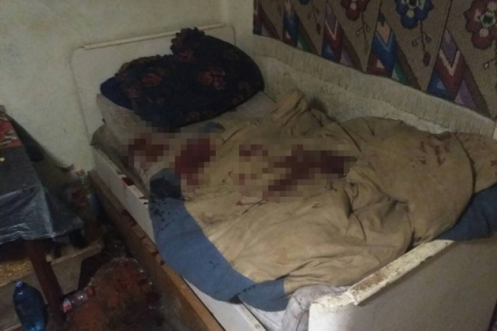 На Виноградівщині жінка зарізала чоловіка ножем і вигадала собі алібі