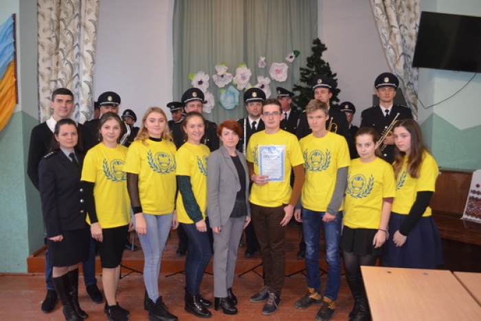 Поліцейські Закарпаття провели брейн-ринг зі школярами