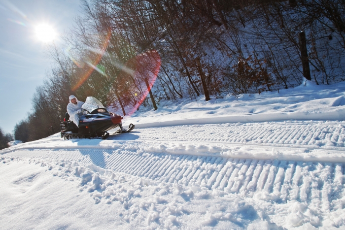 З настанням потепління Тисою попливли водолази з контрабандою