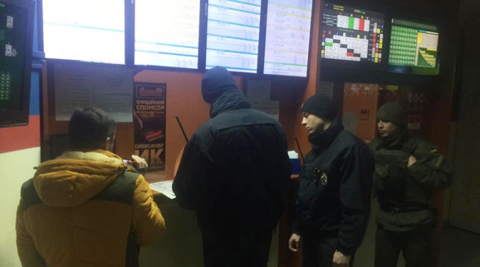 Активісти шукали і знайшли "закриті" ігрові зали в центрі Ужгорода