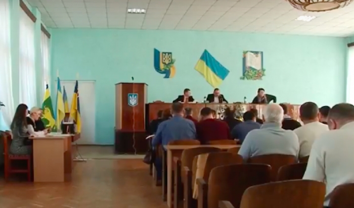 Через нераціональне господарювання бюджетом поскандалили Воловецькі депутати 