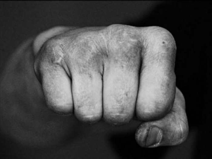 "Друзі" по випивці побили і пограбували товариша на Мукачівщині