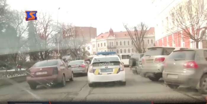 "Бомбил" без ліцензій і української реєстраці] відловлювали в Ужгороді