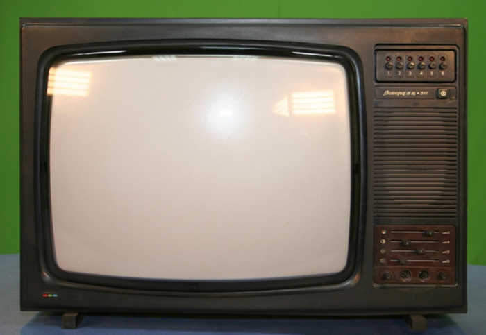 Група швидкого реагування поліцї на Тячівщині блискавично знайшла чоловіка, який украв і пропив телевізор 