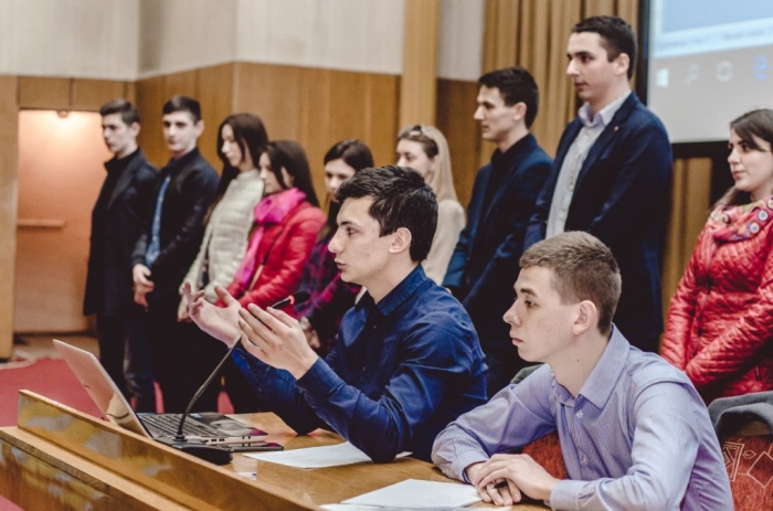 Інтрига в УжНУ: хто стане новим головою Студради