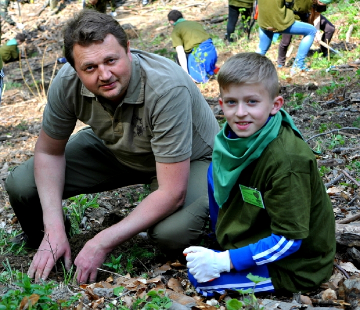 Закарпатець, “Майбутнє лісу в твоїх руках”!