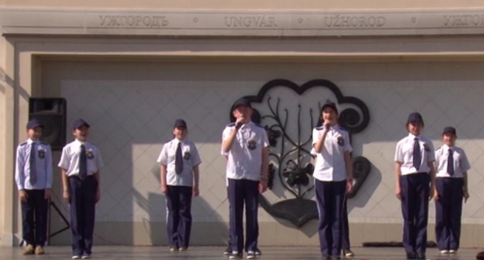 Ужгородські школярі долучилися до Всеукраїнської танцювальної акції