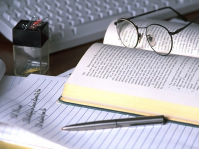 Закарпатські науковці скаржаться, що закидають дисертації, бо їм складно потрапити в архів