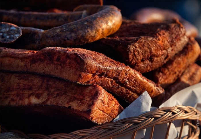 Скоро Великдень: на Мукачівщині жінка вкрала від сусідки шовдар та пікницю