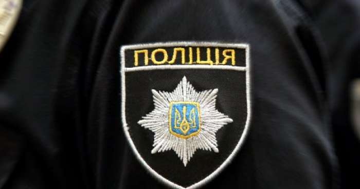 У Рахові малолітня "компанія" розграбувала півміста