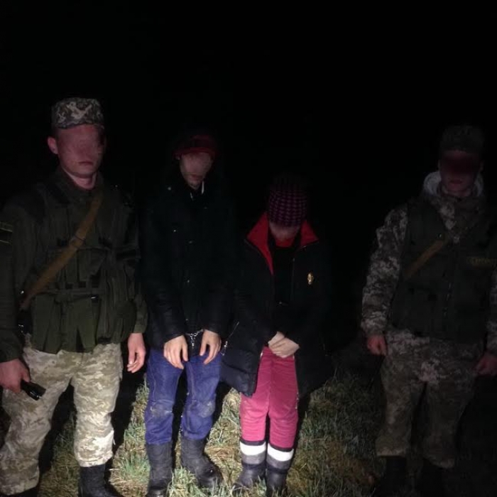 Плани розпочати нове життя в ЄС сирійцю та українці попсували закарпатські прикордонники