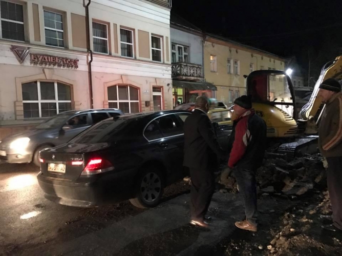 Як в Ужгороді нові копи спрацювали не краще за старих ментів, прокуратура не втрутилась, а суд "покрив"