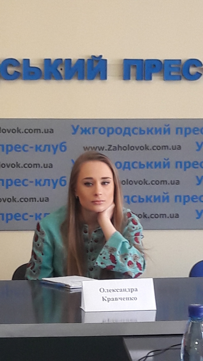 Київський театр «МІФ» презентує в Ужгороді виставу про пошук шляху подолання конфліктів не зброєю
