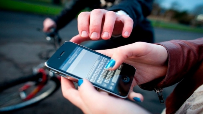 Закарпатський підліток-горянин привласнив "мобільне" майно п’ятикласника