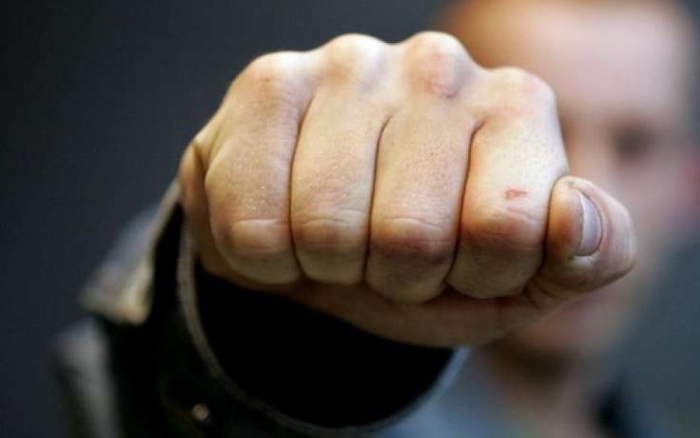 Сімейна сварка у Хусті: один фігурант у поліції, другий – у реанімації