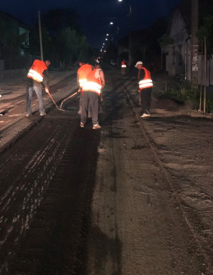 Де, та за якою роботою можна сьогодні побачити ужгородських комунальників