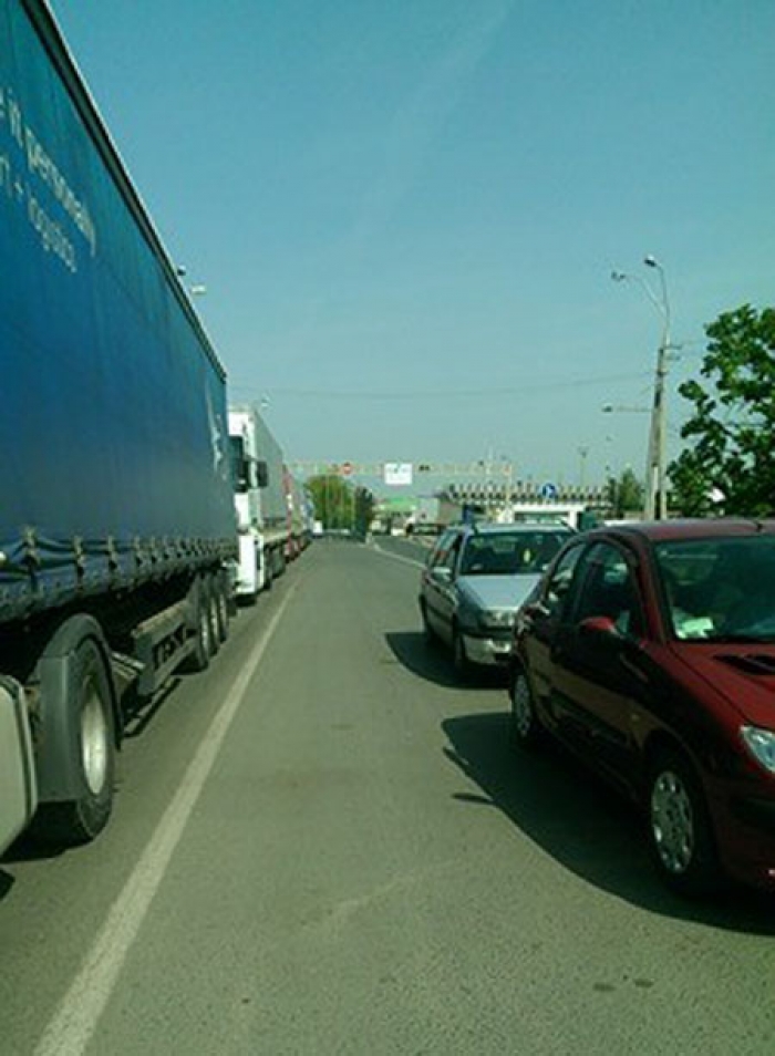 З угорського Захоня у закарпатський Чоп так просто не потрапити!