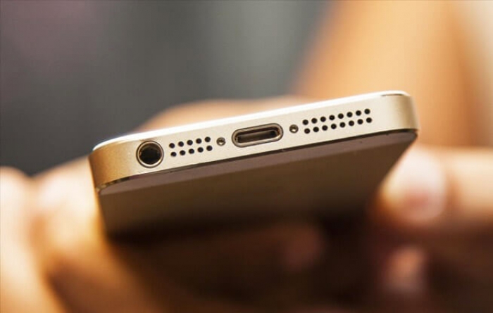 На вході в маршрутку закарпатку "опустили" на півтори тисячі гривень