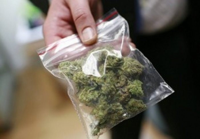 Закарпатські правоохоронці "закупили" ...десять грамів марихуани!